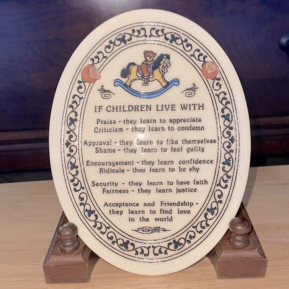 Handcrafted nursery pottery plaque NWOT - Picture 1 of 4